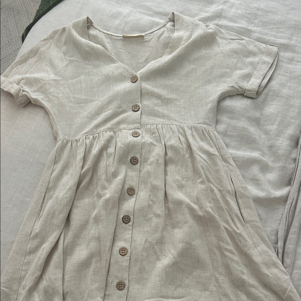 Elegant Beige Button-Down Casual Dress